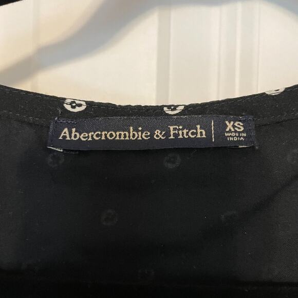 Abercrombie and Fitch Black Floral Wrap Dress XS - Picture 5 of 9